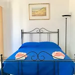 Le Casette Di Laura בית נופש *
